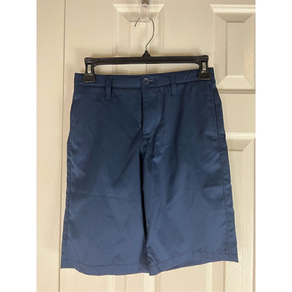 Under Armour Boys Navy Heat Gear Shorts Size 12